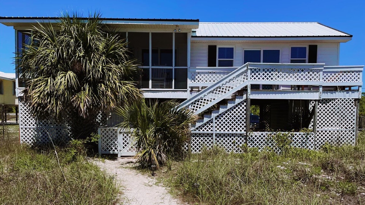 Alligator Point House | Charming Alligator Point "Old Florida” Beach Cottage