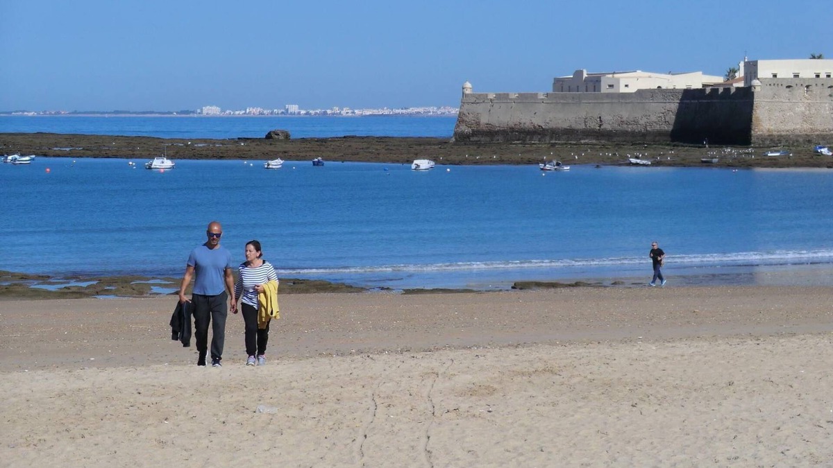 Old Town Apartment | Charming and bright apartment just 100m from the beach