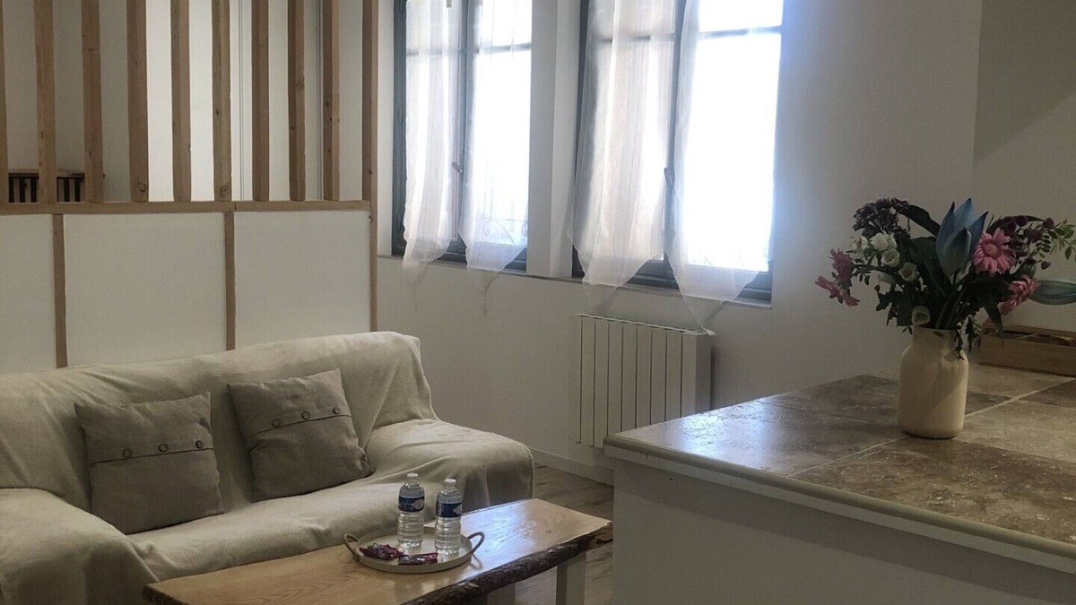 Caussade Apartment | Charming and bright