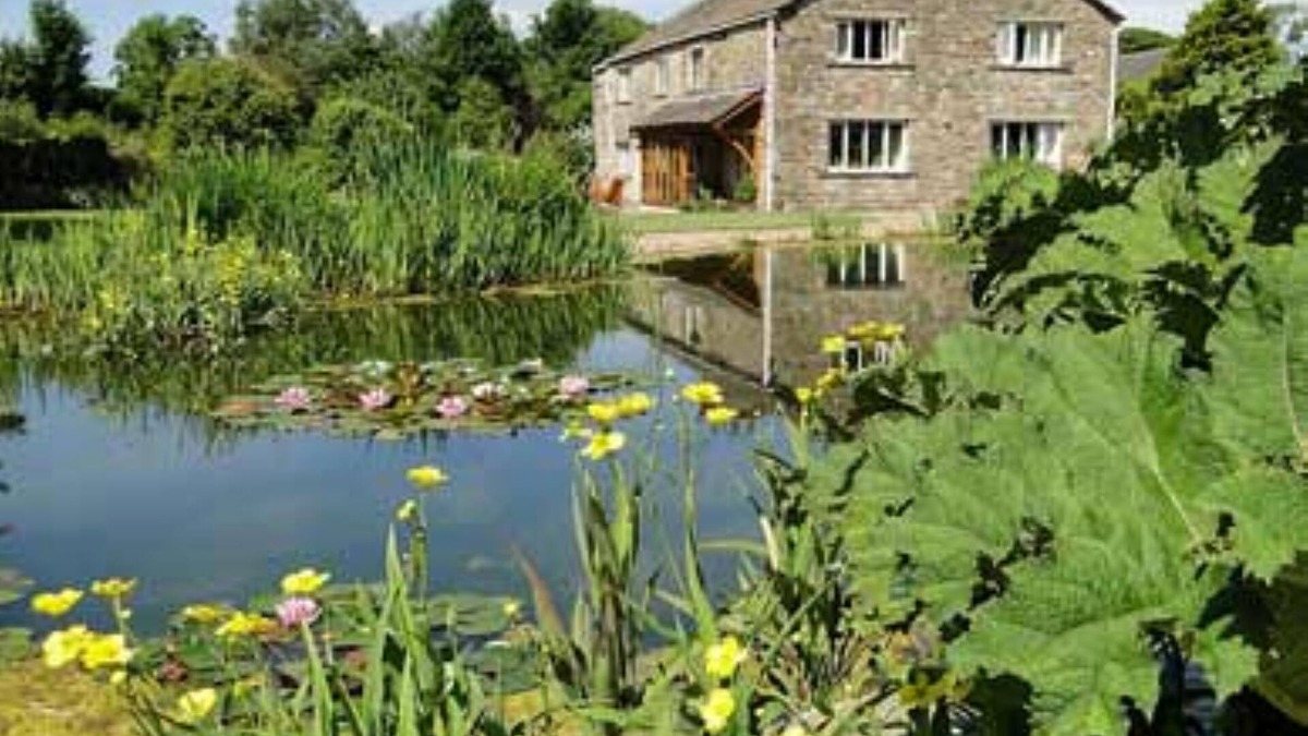 Fourstones Near Bentham Cottage | Charming And Comfortable Farm Cottage In Spectacular Garden Setting