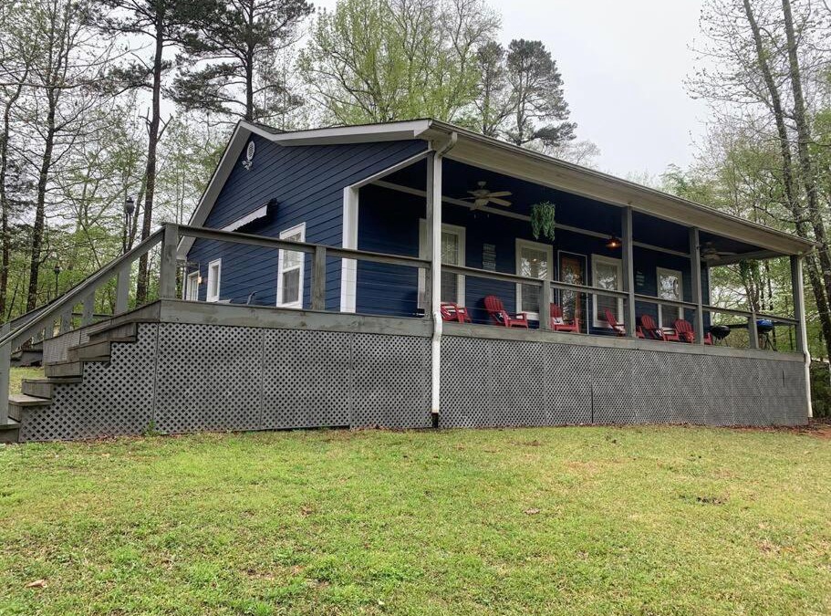 Counce House | Charming and Comfy Cabin in the Heart of Pickwick!