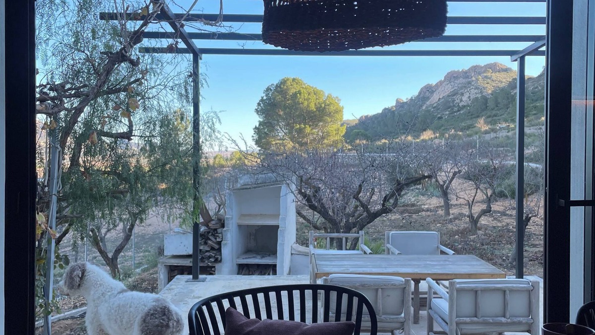 Caudete House | Charming and cozy country house in Caudete with amazing swimming pool.