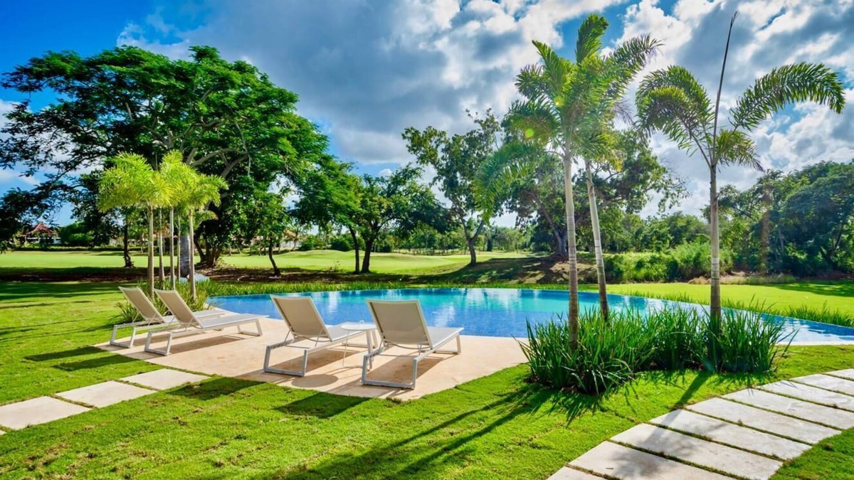 Los Lagos Villa | Charming and Exclusive Villa Mangos # 28 in Casa de Campo
