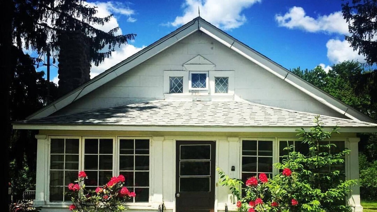 Cochecton Cottage | Charming and Idyllic Country Cottage