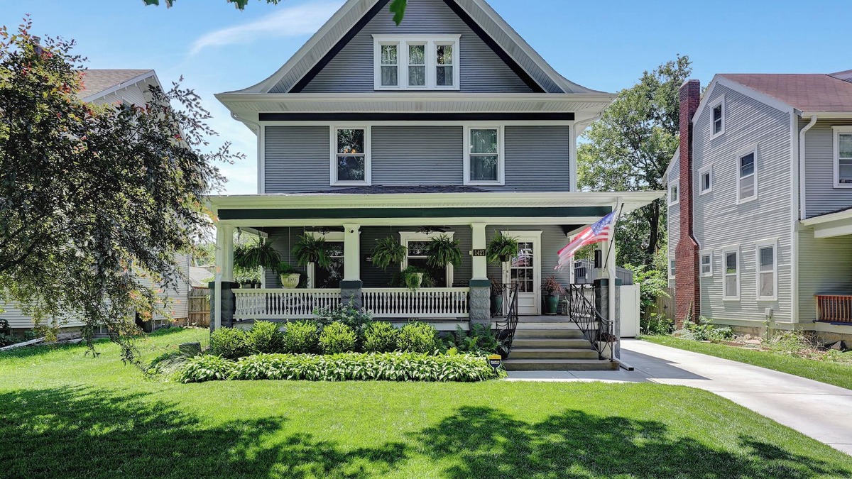 Near South House | Charming and large home with backyard pool!