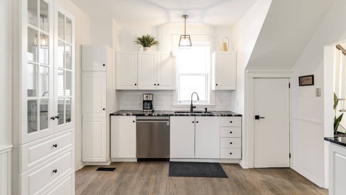 Arnprior House | Charming and Newly Renovated home in Arnprior