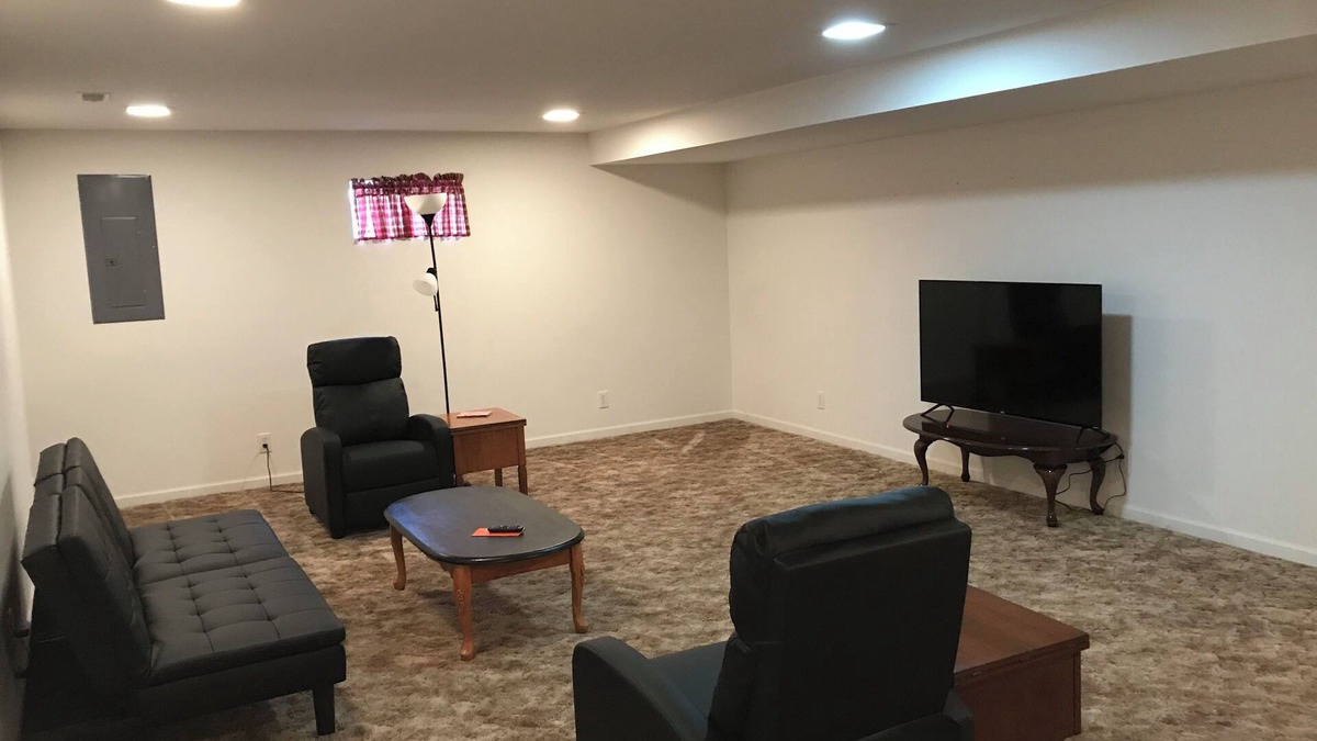 Farmington House | Charming and spacious 3-bedroom home in Farmington, close to everything.