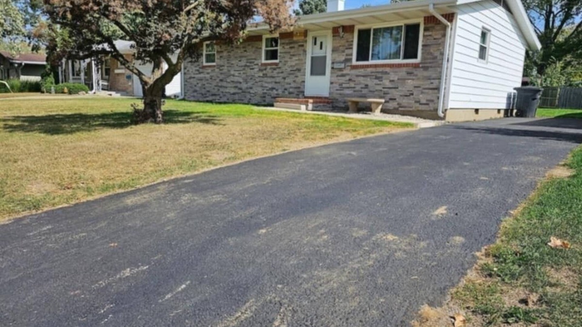 Lafayette House | Charming and spacious 3-bedroom house located close to Purdue University.