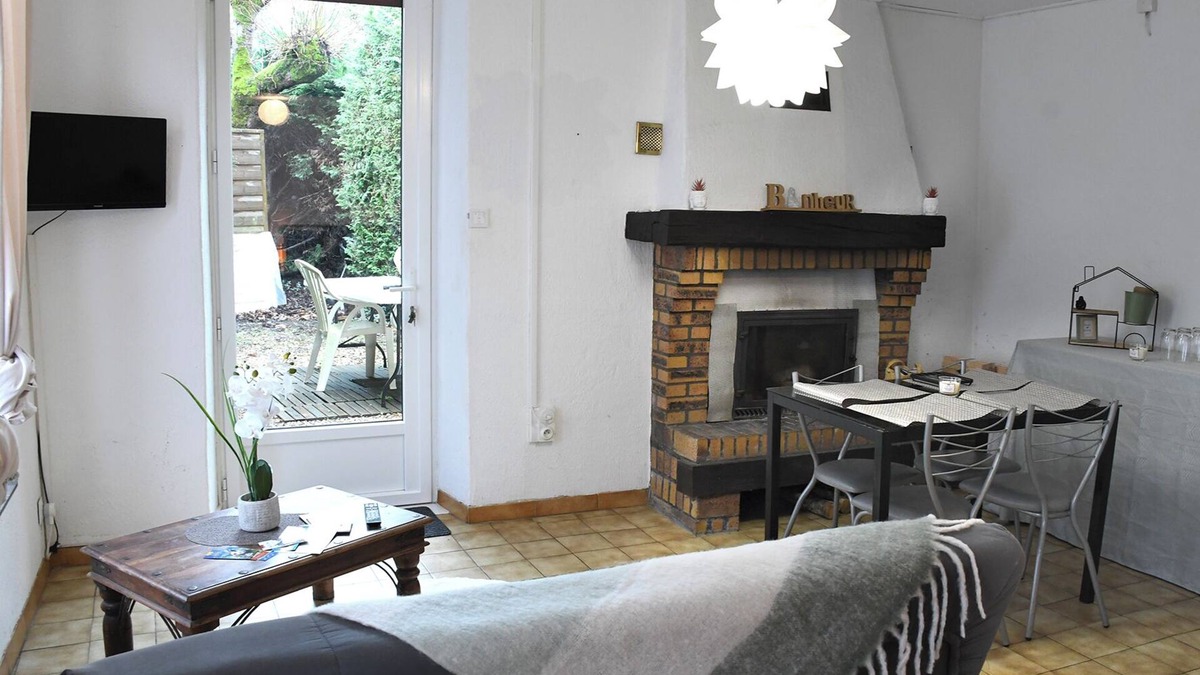 Mennetou-sur-Cher Apartment | Charming apartment in the heart of the medieval town