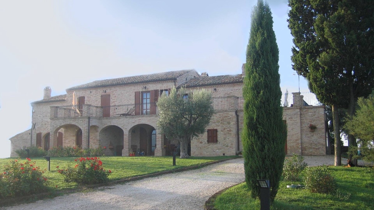 Acquaviva Picena Apartment | Charming apartment in a fantastic hillside location and near the sea