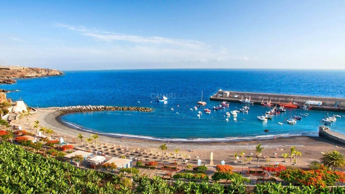 Playa San Juan Apartment | Charming Apartment with Sea Views in Playa San Juan