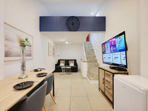 Gare Apartment | Charming apartment -1BR 4P - Gare district