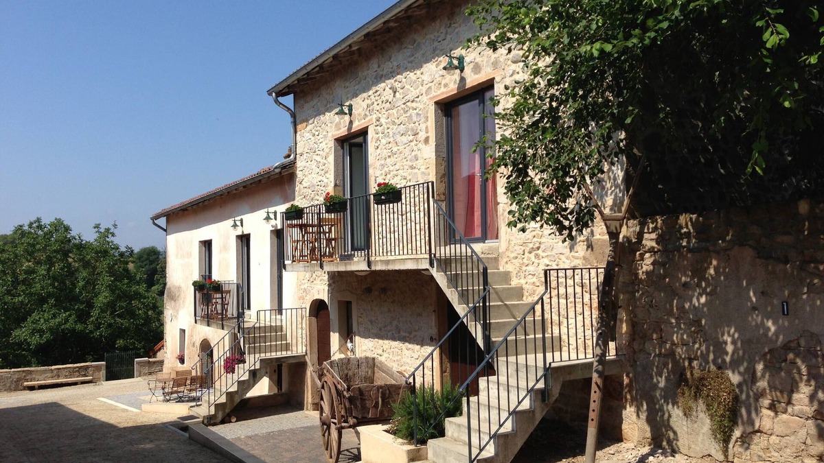 Cluny Apartment | Charming apartment 2 km from the center of Cluny