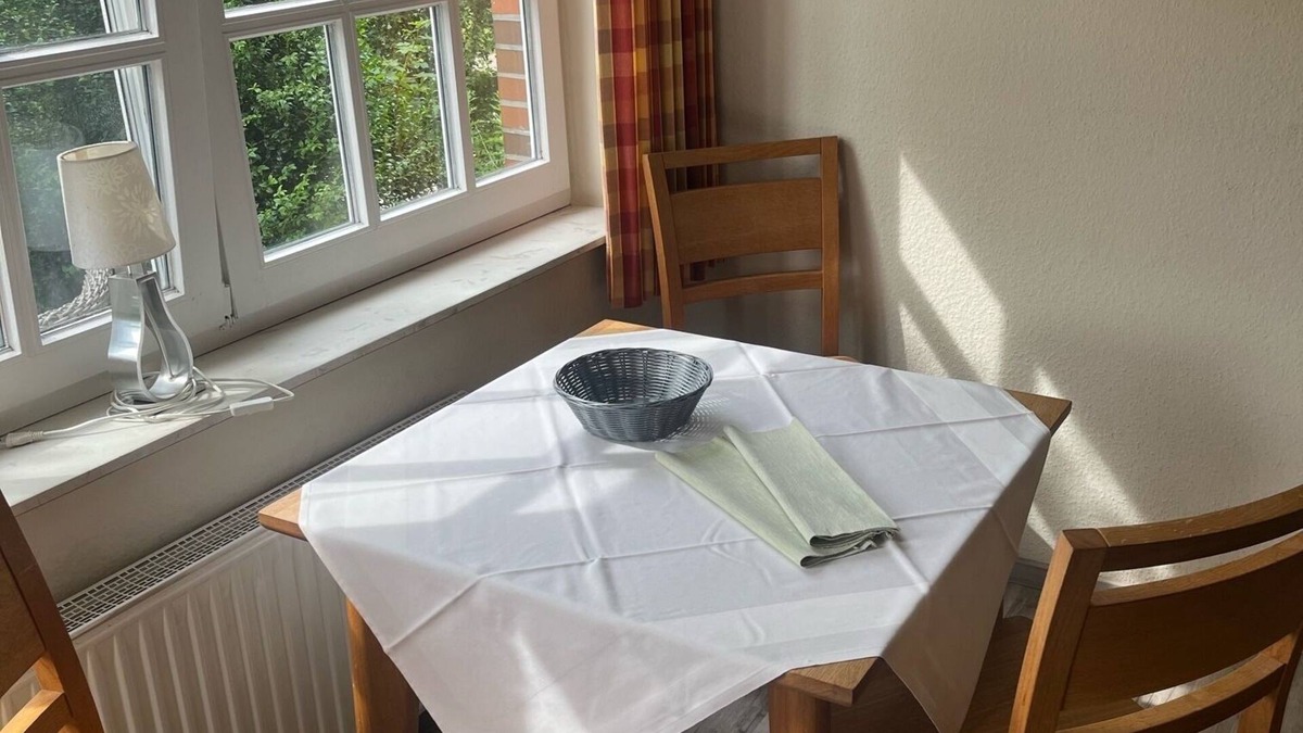 Spiekeroog Apartment | Charming apartment for 2 persons in the house Seeschwalbe up de Dün at TRANPAD 9