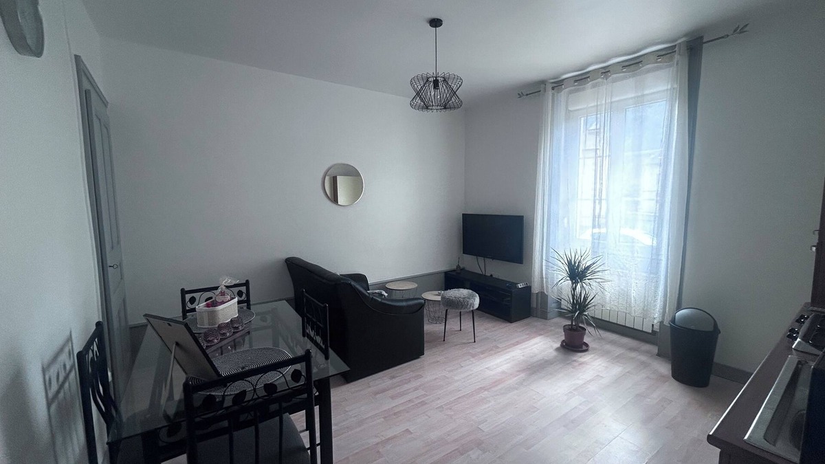 Saint-Claude Apartment | Charming apartment with terrace - heart of Jura