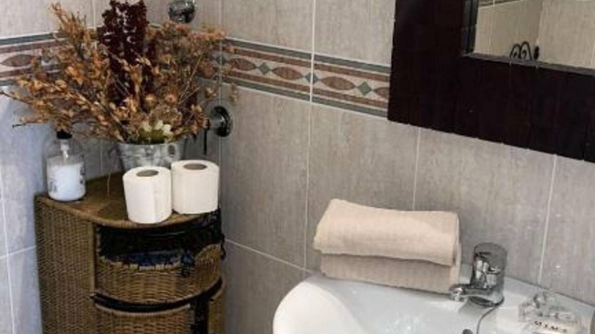 Villanua Apartment | Charming Apartment in Villanúa: Near Ski Slopes, Parking, 2 Bedrooms