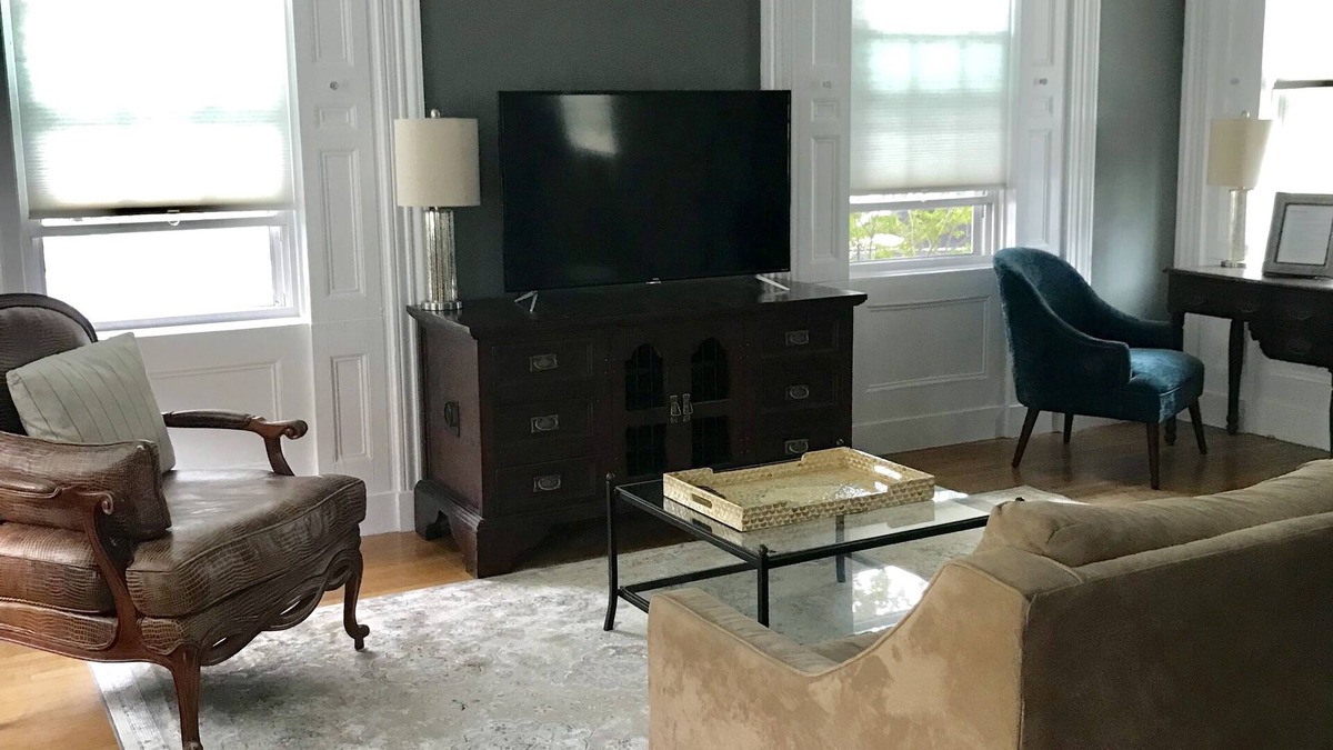 Danvers Apartment | Charming Apartment in historic 1800's home