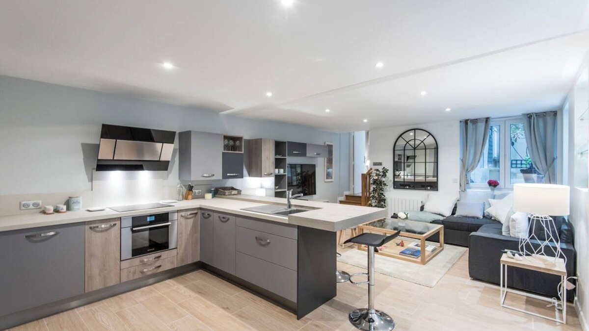 Saint-Germain-l'Auxerrois Apartment | Charming Apartment in Saint Germain des Prés