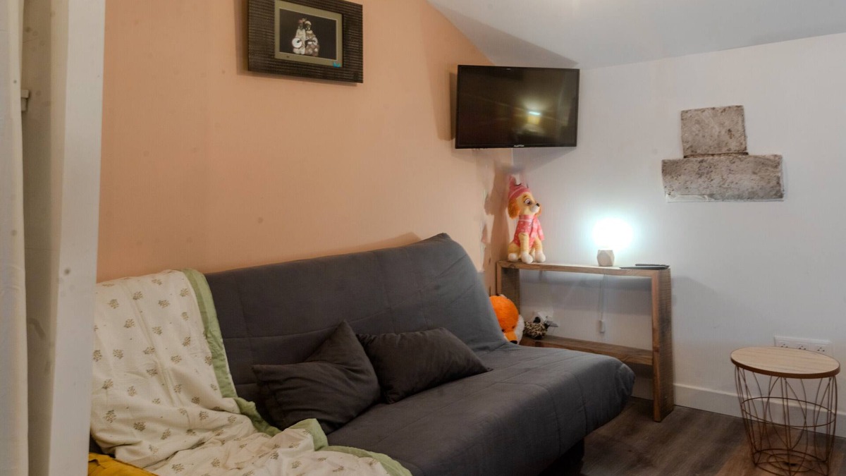 Vindelle Apartment | Charming Apartment Le Lexa