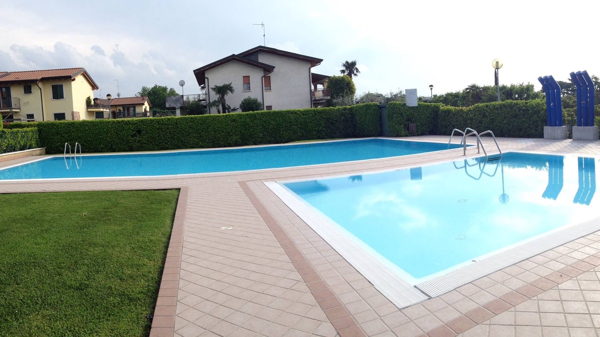 Lazise Apartment | Charming apartment,n. 2 pools, parking only1.200m from Lazise/lake