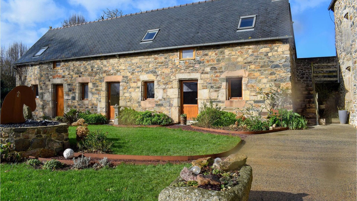 Gommenec'h Apartment | Charming apartment near the coast of Brittany