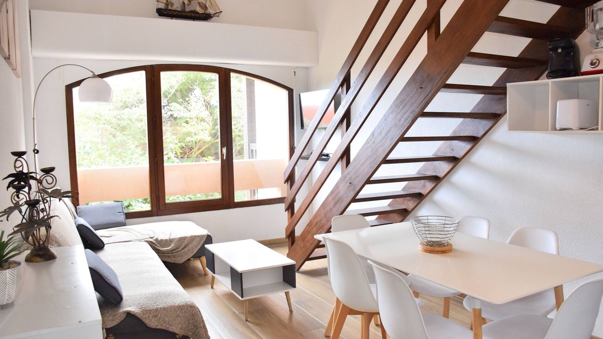 Saint-Pierre-la-Mer Apartment | Charming apartment T3 47m2 Saint Pierre la Mer, 380m beach, 200m downtown.