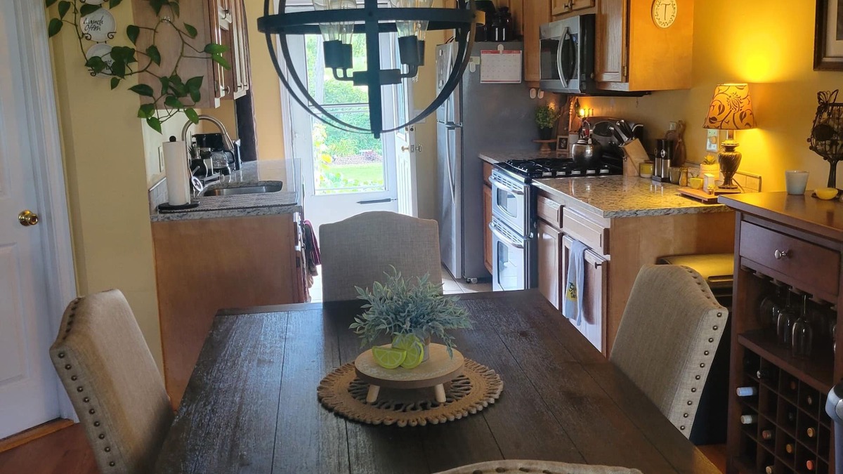 Mecklenburg Apartment | Charming apartment with WiFi in the heart of the Finger Lakes