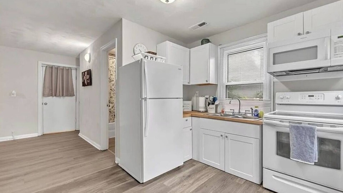 Portsmouth Apartment | Charming apartment with AC and WiFi in beautiful Portsmouth