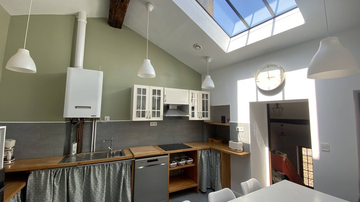 Cluny Apartment | Charming apartment with terrace in the historic center of Cluny