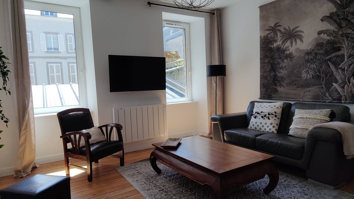 Granville Apartment | Charming appartement in the center of Granville