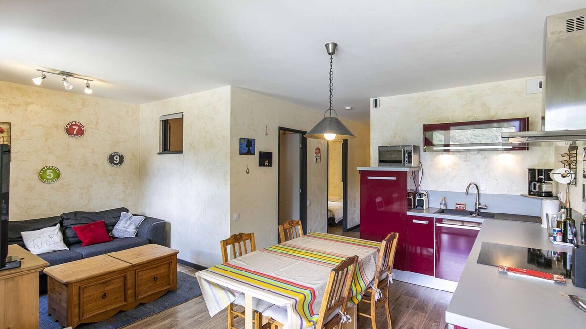 Bareges Apartment | Charming apt 4 pers, terrace, private parking, near ski and thermal baths