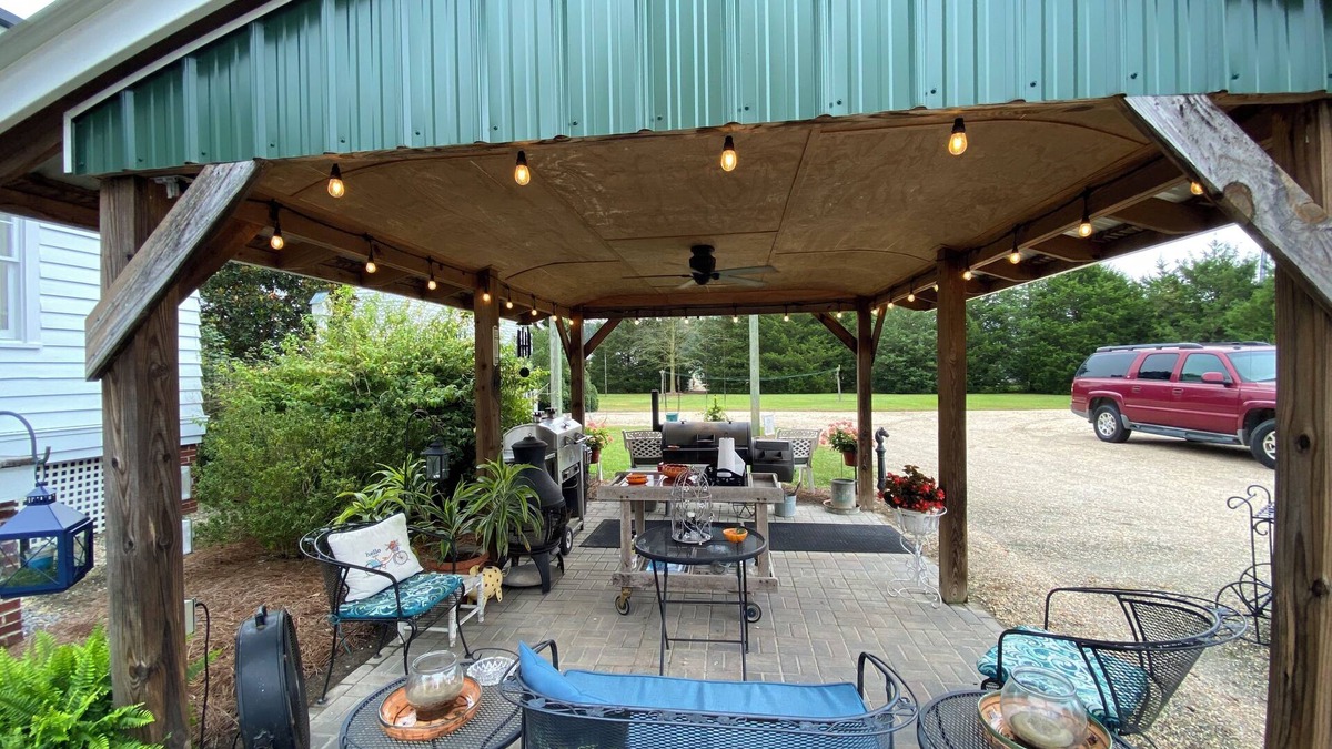 Snow Hill Bed & Breakfast | Charming B&B in Snow Hill with WiFi and AC