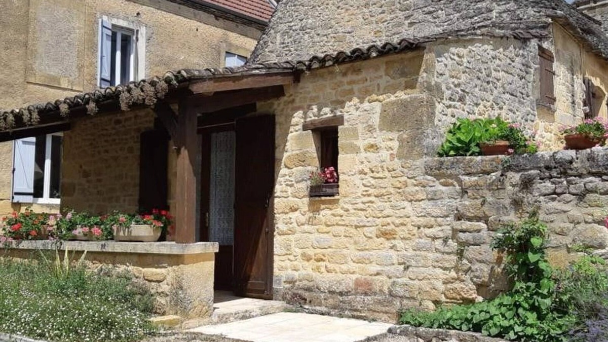 Tamnies Bed & Breakfast | Charming B&B in the Périgord Noir in the heart of a former priory(4)