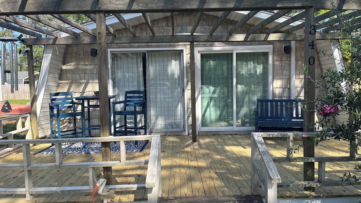 Tranquil Harbour House | Charming Beach Bungalow Refreshed for 2025