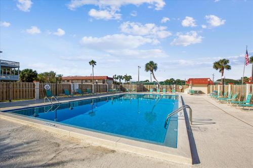 Crescent Beach Apartment | Charming Beach Condo in St Augustine