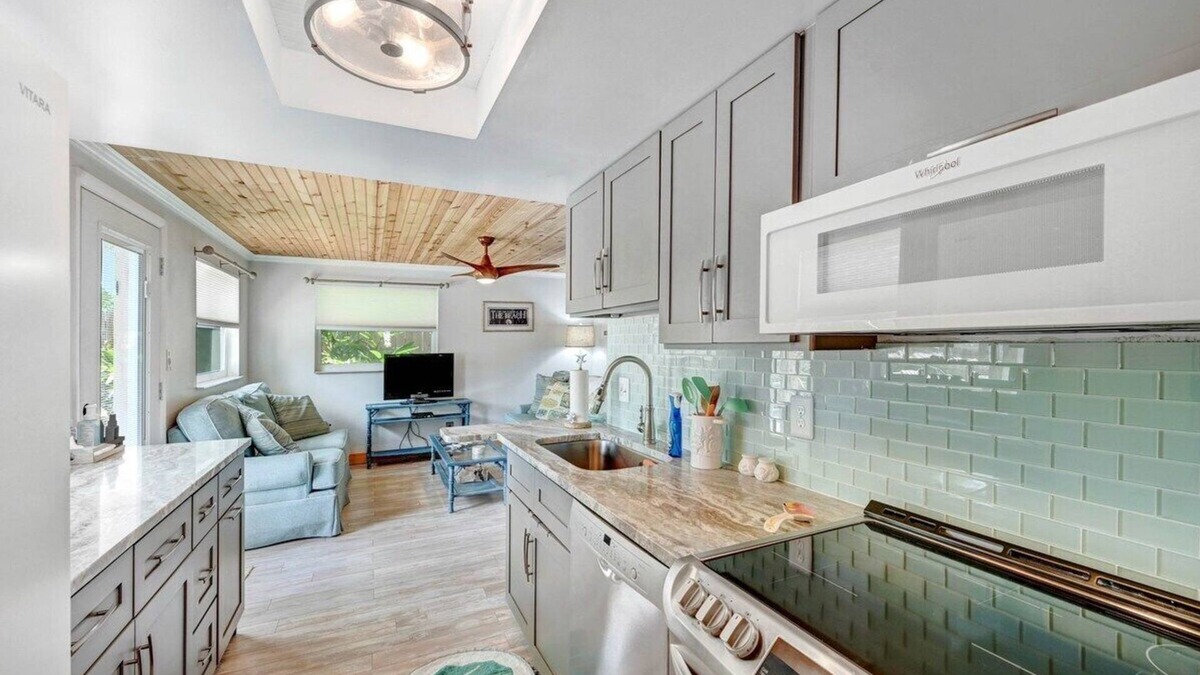 Horton Shores House | Charming Beachside Getaway: Private Courtyard, Walk to Beach & Flagler Ave, Pet-Friendly