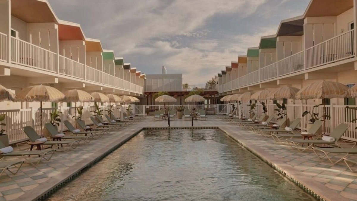 San Jacinto Hotel | Charming Beachside Room Close to Historic Attractions + Dining Spots