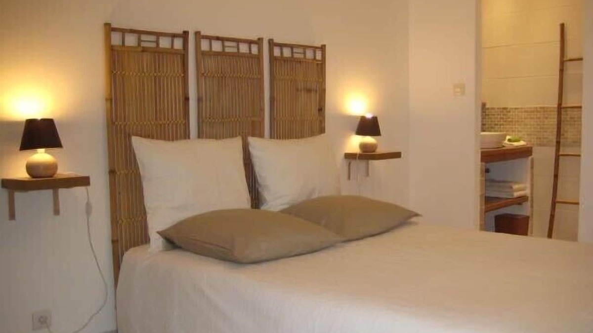 Les Mayons Cottage | Charming Bed and Breakfast in the heart of the Maures Nature Reserve