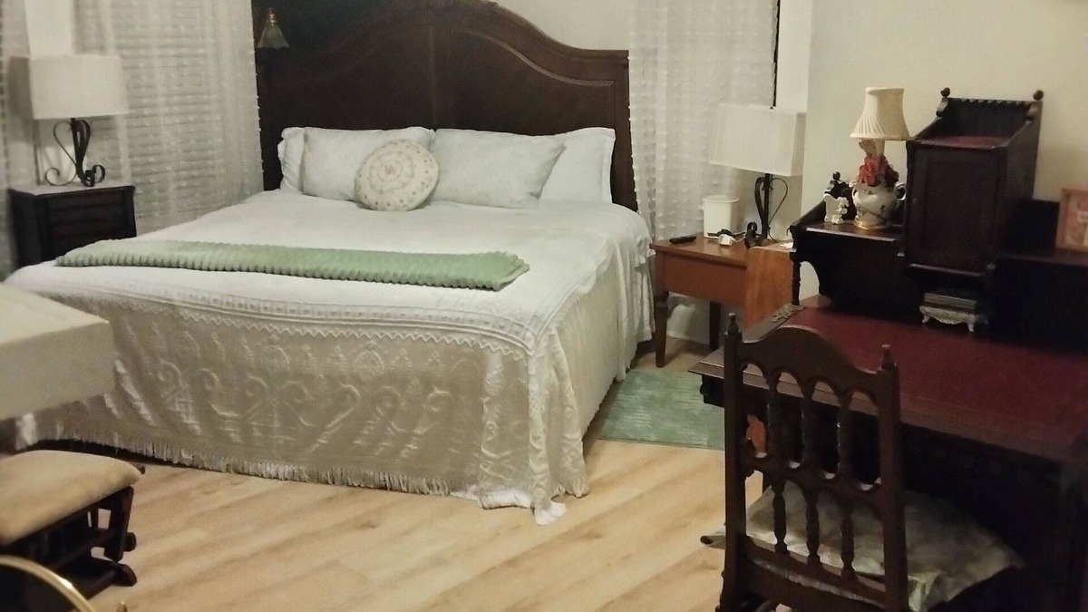 Ruston Bed & Breakfast | Charming bed & breakfast in Ruston with AC, WiFi, fitness room