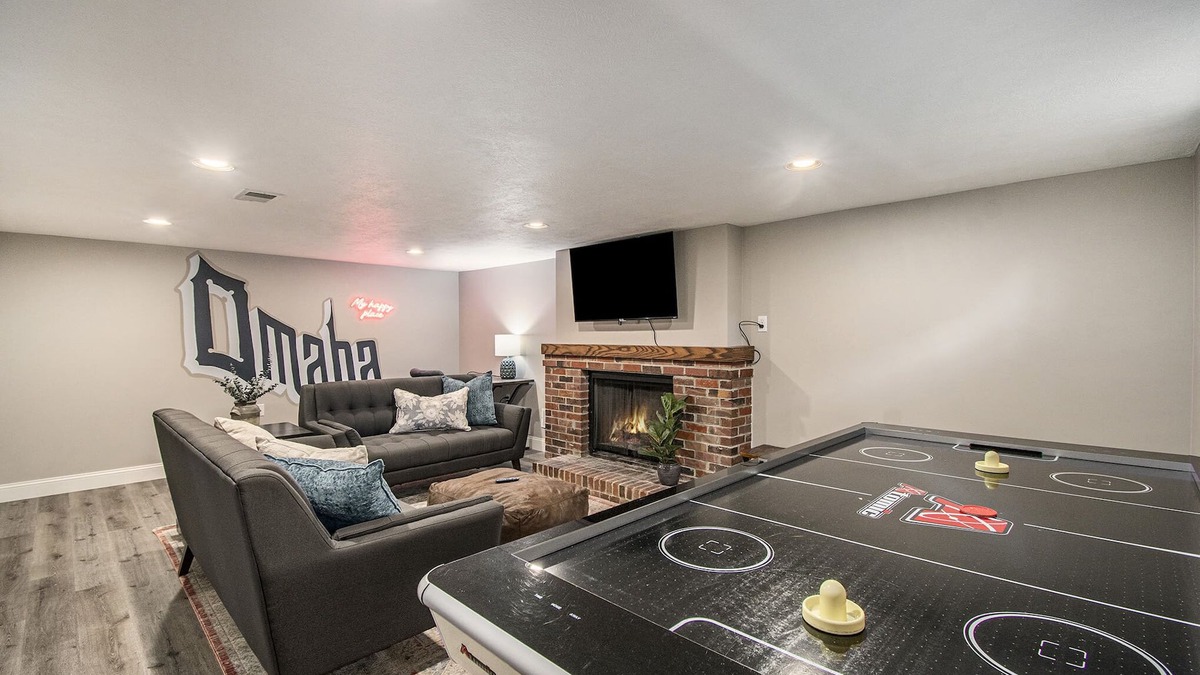 Benson House | Charming Benson Home, Fenced Yard & BBQ!