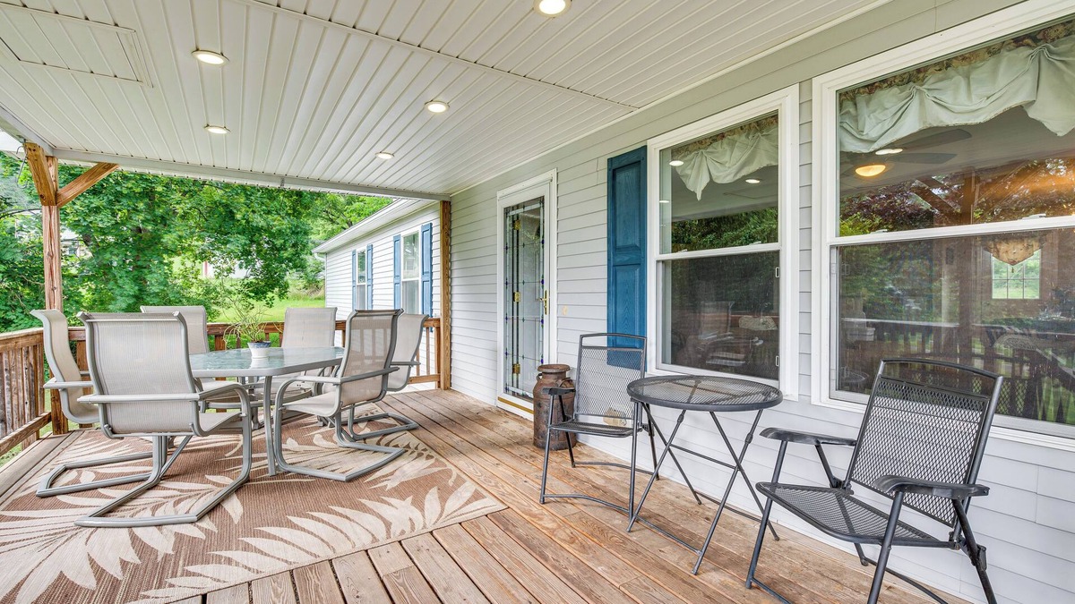Beach Haven House | Charming Berwick Retreat w/Gas Grill & Deck!
