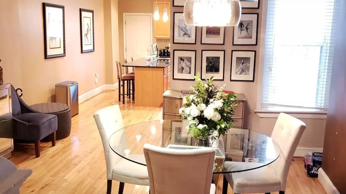 Bloomingdale House | Charming Bloomingdale Row Home with Deck and Parking