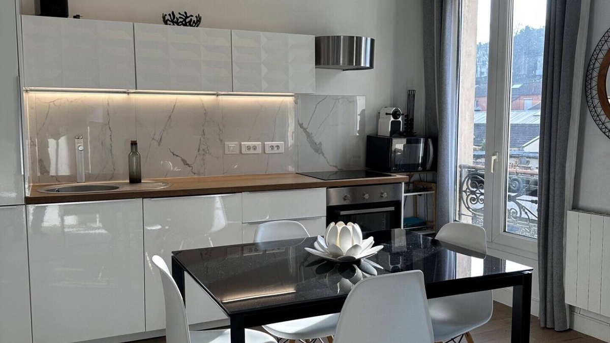 Louis Bertrand-Mirabeau-Semard Apartment | Charming bright 2P on the outskirts of Paris