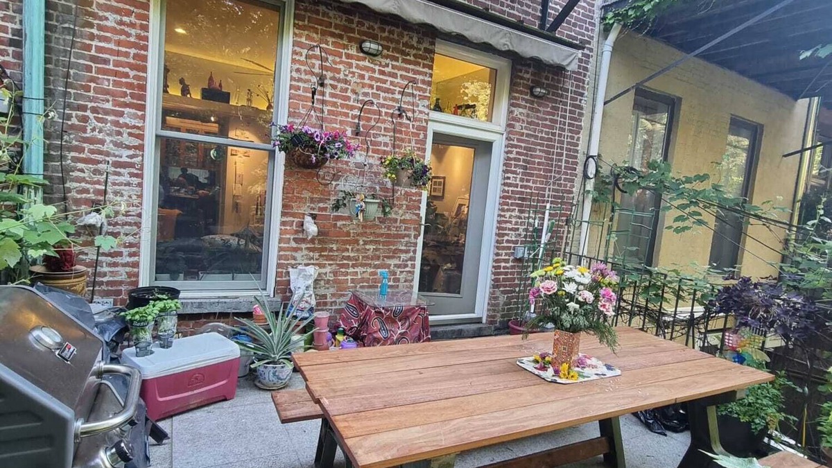 Park Slope House | Charming brownstone on quiet residential block in vibrant, diverse neighborhood
