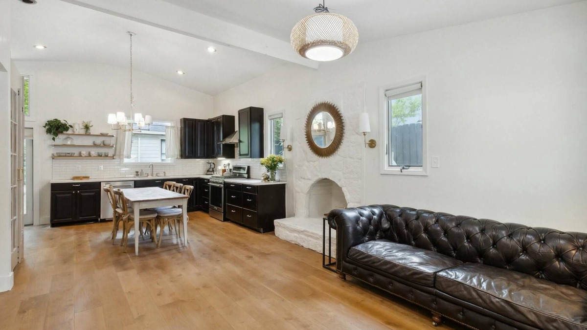 Montopolis House | Charming Bungalow in East Austin