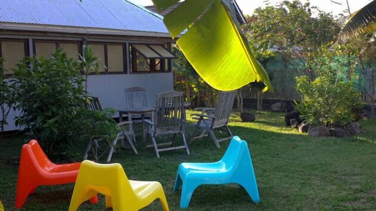 Vai'anae House | Charming bungalow in Polynesia, sleeps 5, near beach, Moorea