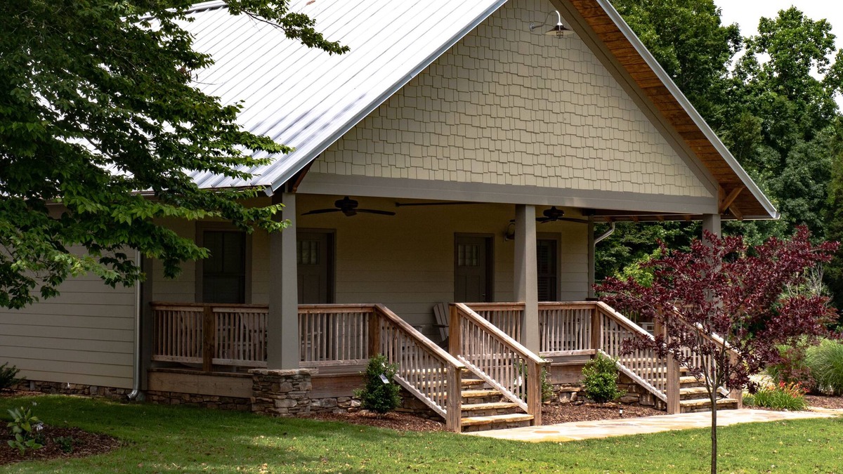 Springville House | Charming Bungalow North + Fishing & Trails