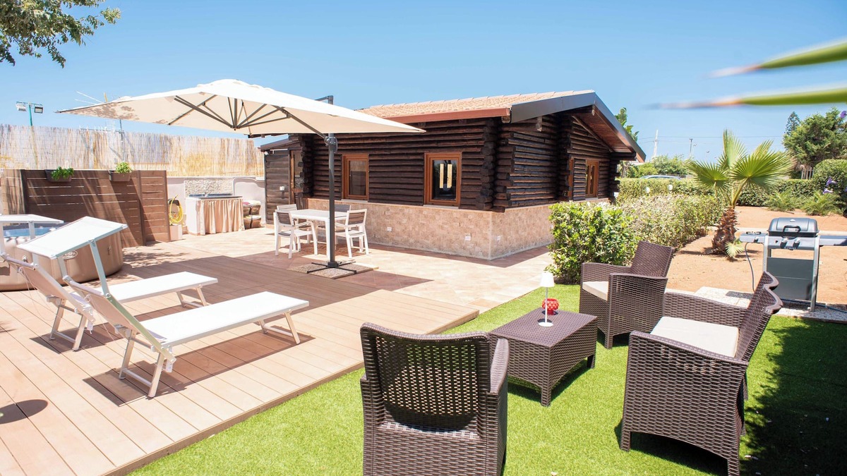 Isola delle Femmine Ski Chalet | Charming Chalet a few steps from the sea, equipped with all amenities.