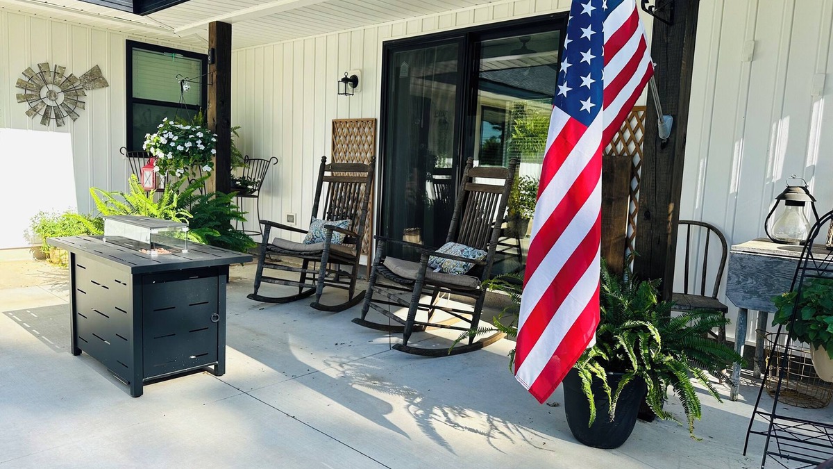 Cecil Cabin | Charming cabin in wonderful Greenwood AR Located close to Wedding Venue The Loft