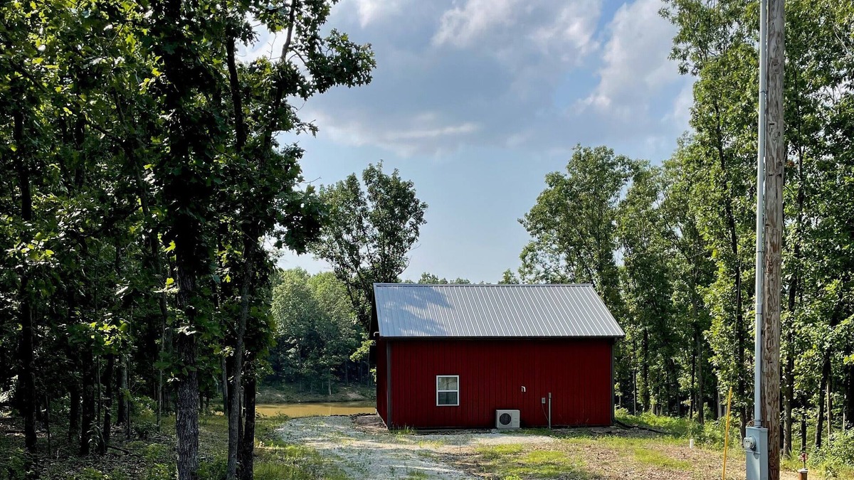 Goodson Cabin | Charming cabin near Bennett Springs, Pomme de Terre